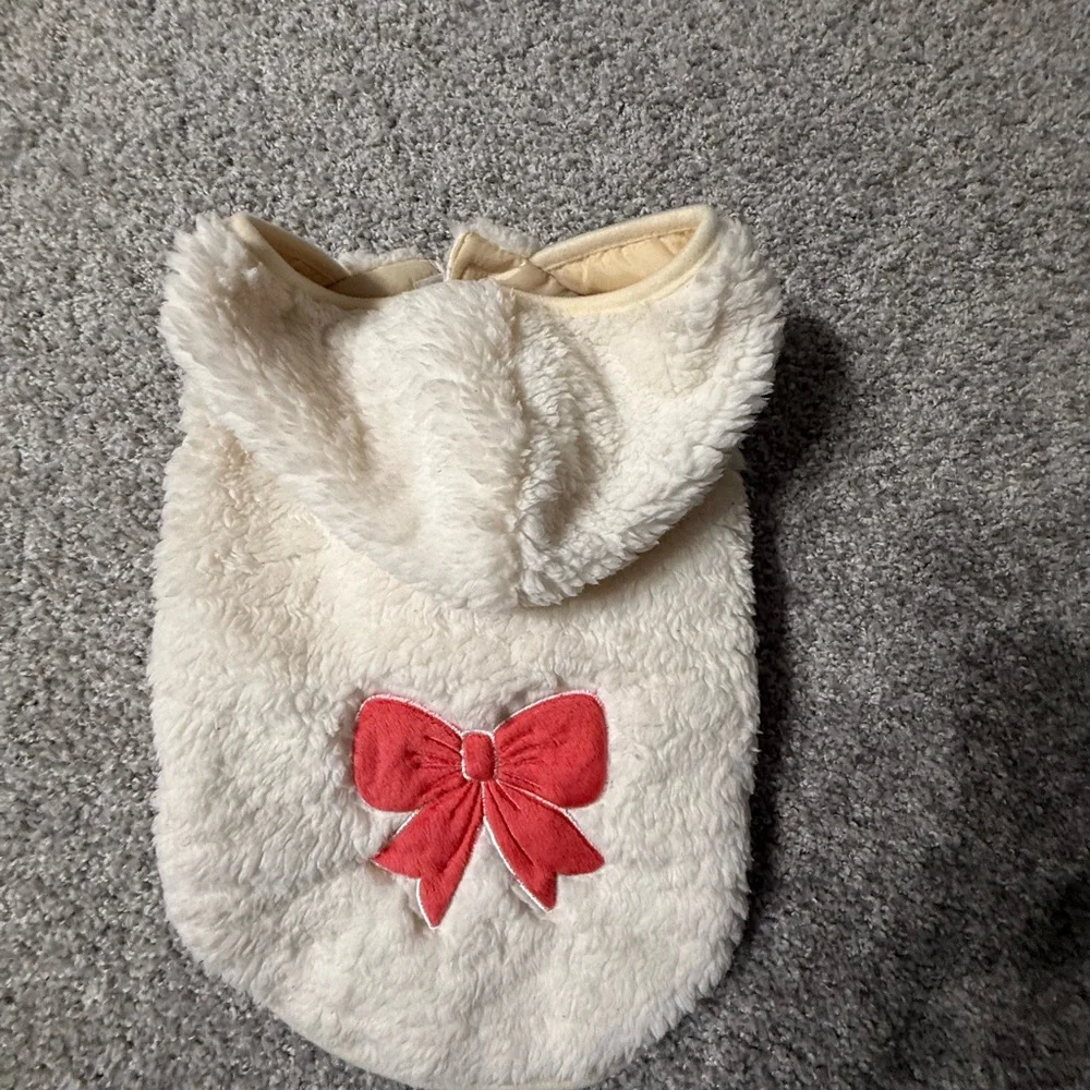 Vibrant Life Cream Sherpa Pet Dog Puppy Coat Jacket – Red Bow – Size Small - Picture 2 of 4